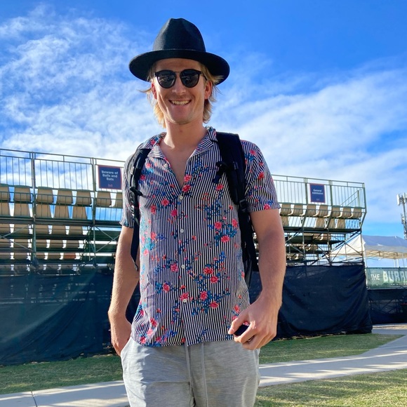 Meet your Posher, Justin - Picture 1 of 1